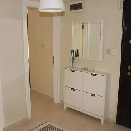 Kinzi House Апартаменты *