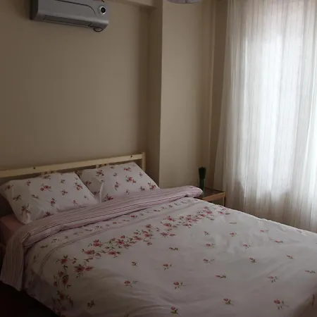 Kinzi House Апартаменты