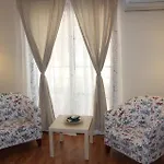 Kinzi House