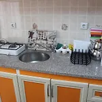 Daire Kinzi House *